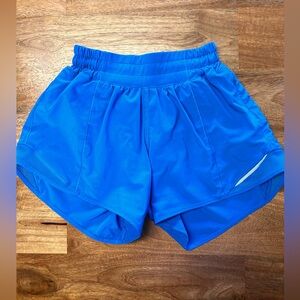 Lululemon Hotty-Hot shorts in Poolside